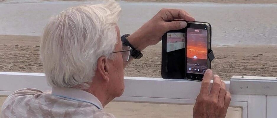 荷兰城堡出售、夏季高温与海滩手机流量陷阱全指南